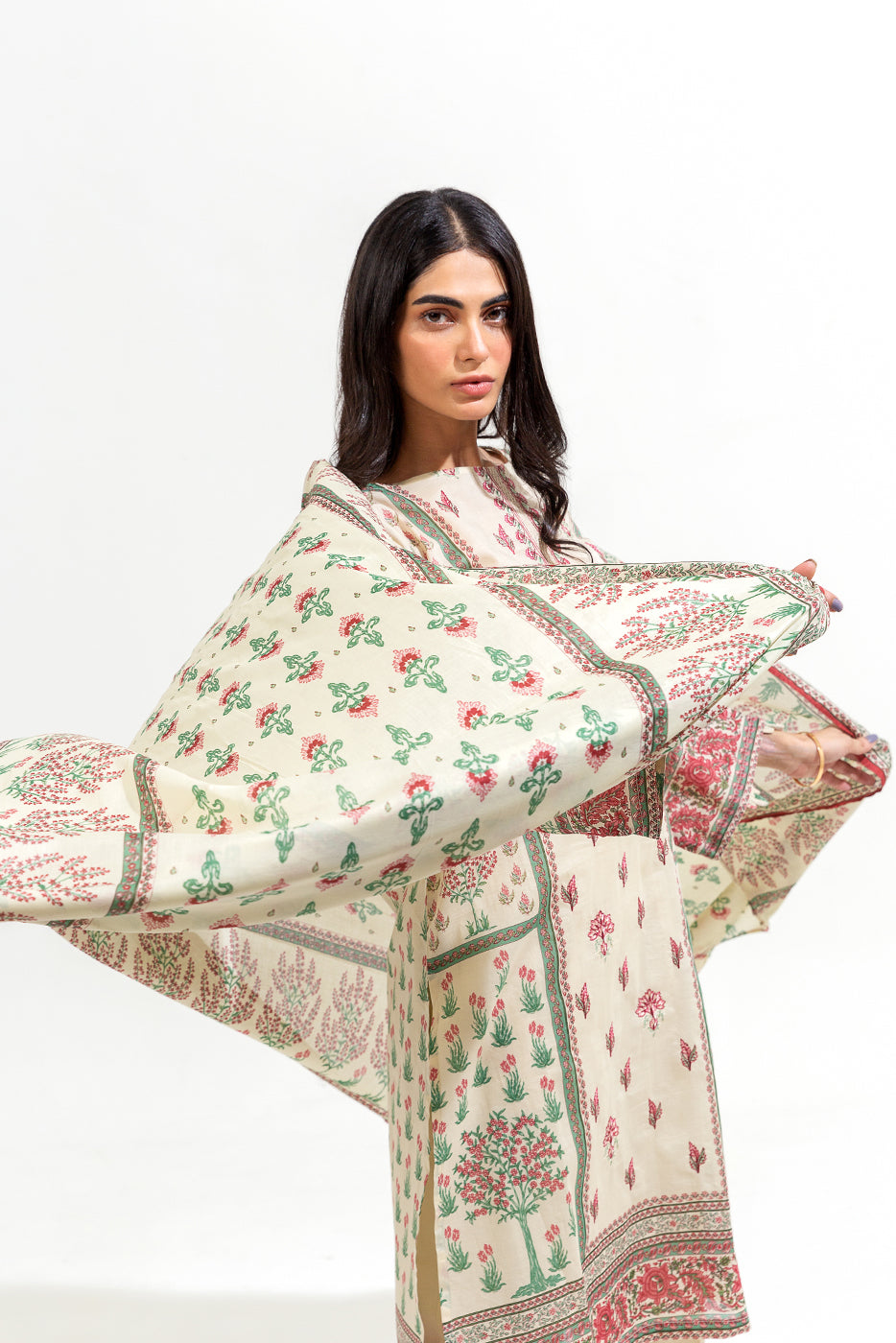 3 PIECE EMBROIDERED LAWN SUIT (PRET)