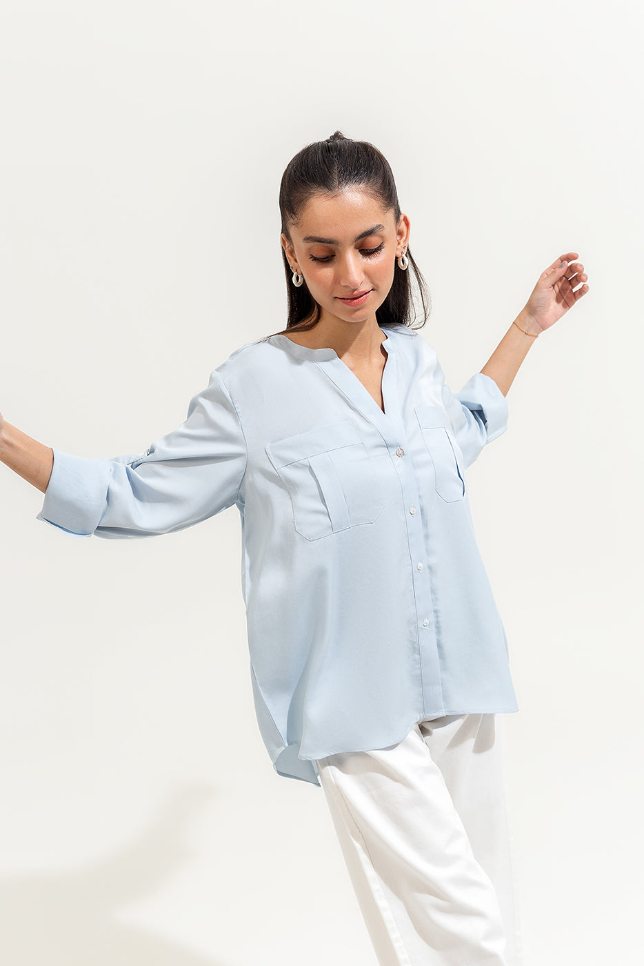 LIGHT BLUE BUTTON-THROUGH SHIRT