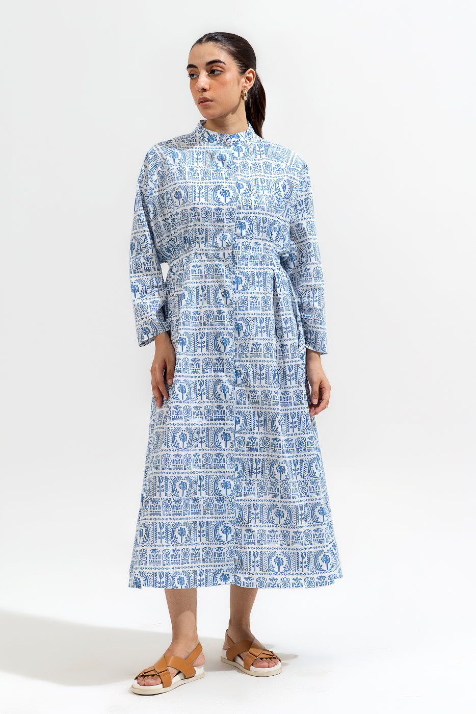 PRINTED LONG BAND COLLAR DRESS