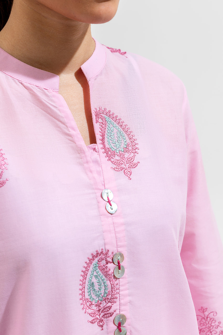 2 PIECE EMBROIDERED LAWN SUIT (PRET)