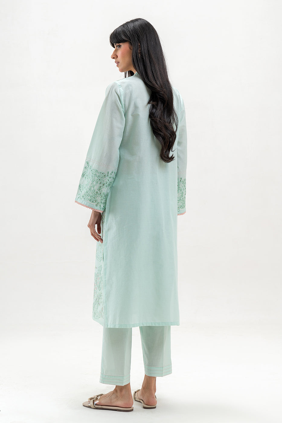 2 PIECE EMBROIDERED LAWN SUIT (PRET)