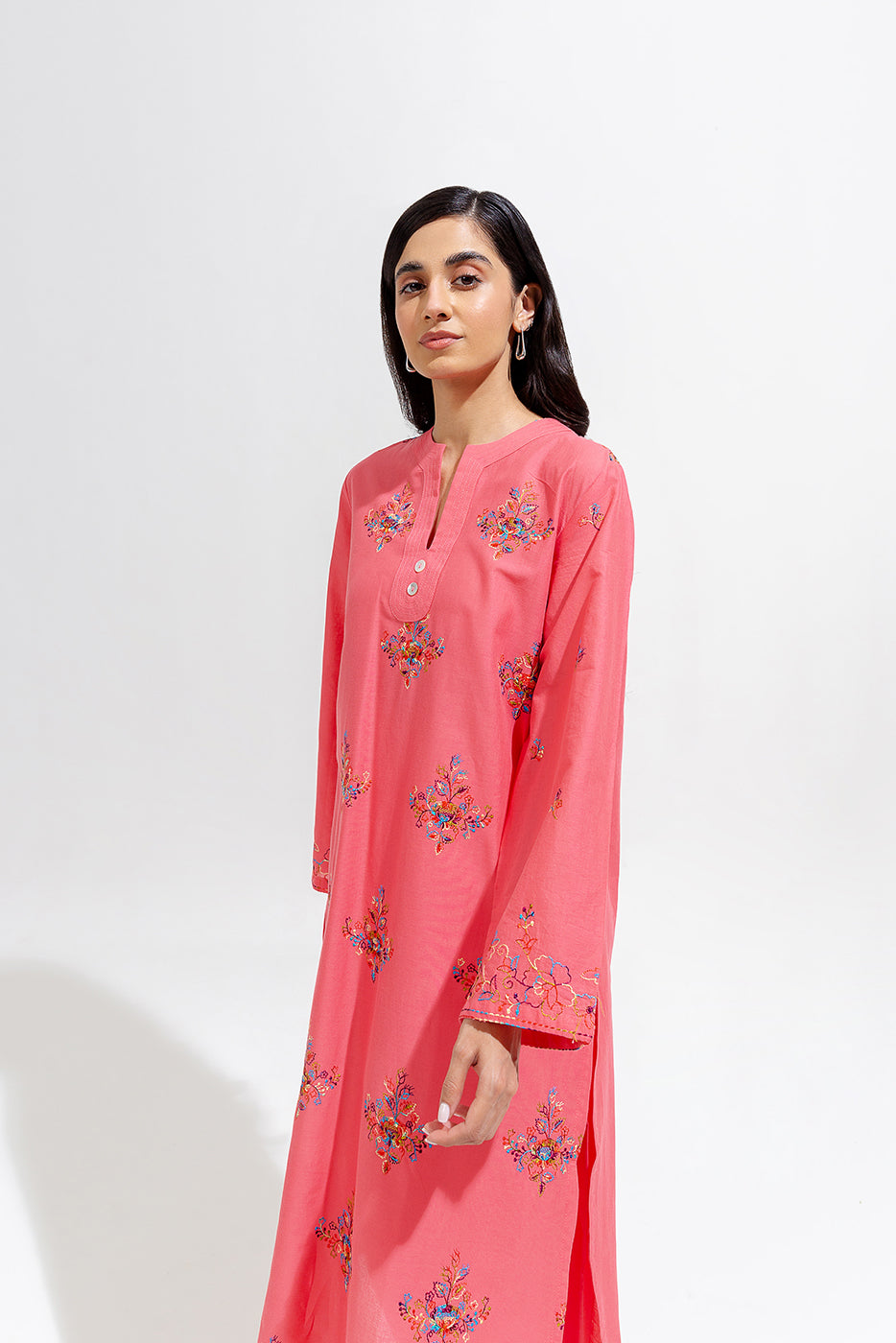 2 PIECE EMBROIDERED LAWN SUIT (PRET)