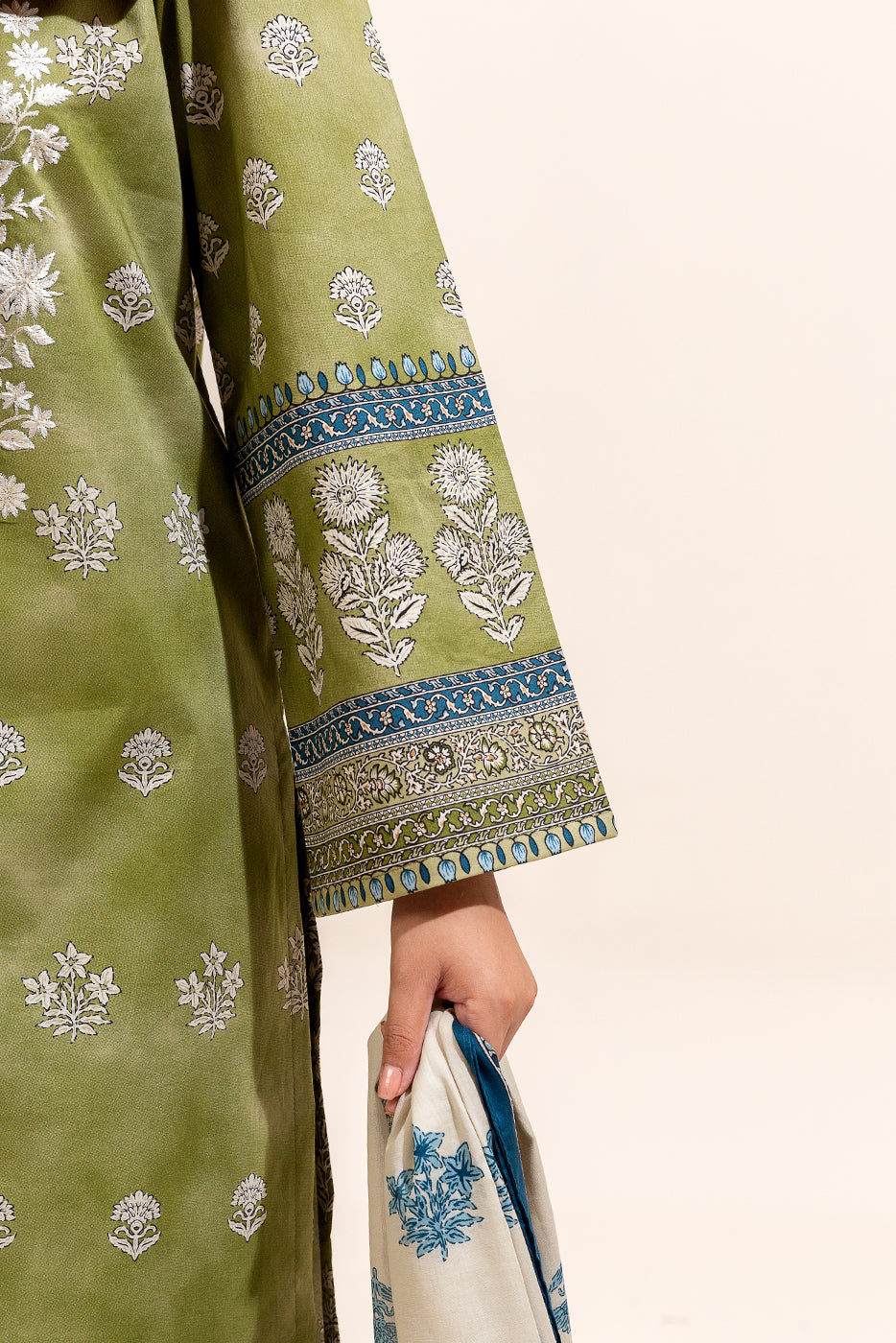 3 PIECE EMBROIDERED LAWN SUIT-OLIVE VERDEL (UNSTITCHED)