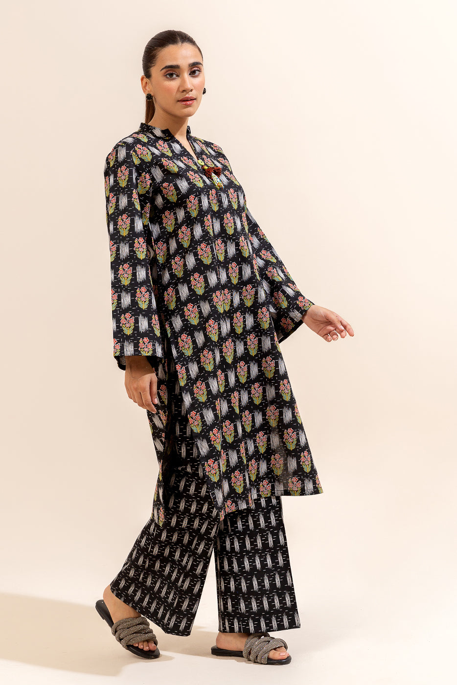 2 PIECE PRINTED LAWN SUIT-OBSIDIAN VERVE (UNSTITCHED)