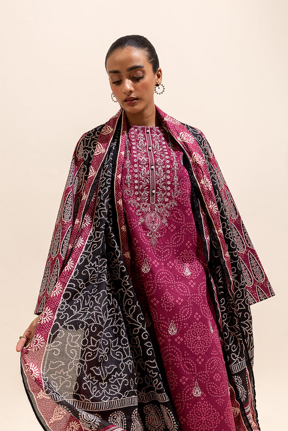 3 PIECE EMBROIDERED LAWN SUIT-MULBERRY TRIBE (UNSTITCHED)