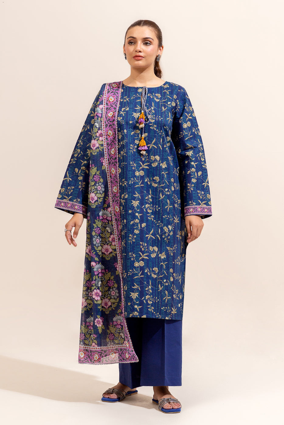 3 PIECE PRINTED LAWN SUIT-AZURE GLOW (UNSTITCHED)