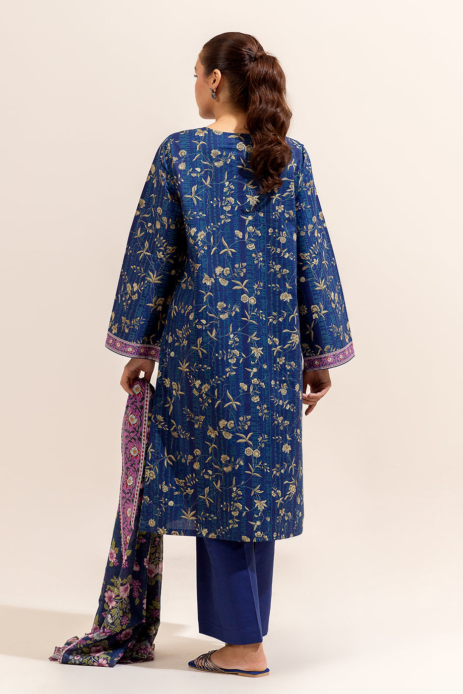 3 PIECE PRINTED LAWN SUIT-AZURE GLOW (UNSTITCHED)