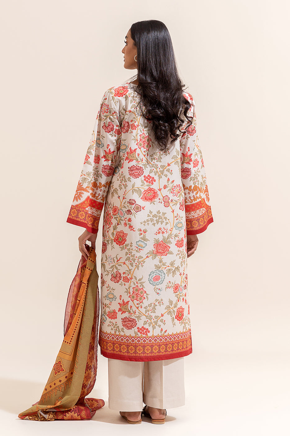 3 PIECE PRINTED LAWN SUIT-CHINTZ CANDY (UNSTITCHED)