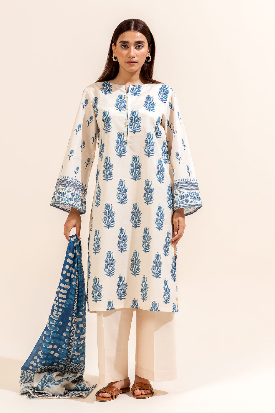 3 PIECE PRINTED LAWN SUIT-CREAM DRAPE (UNSTITCHED)