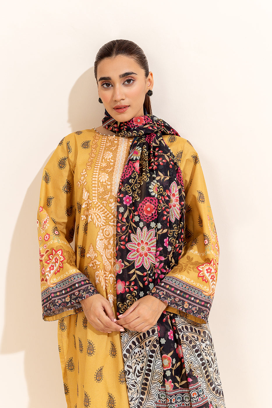 3 PIECE PRINTED LAWN SUIT-MUSTARD FOIL (UNSTITCHED)