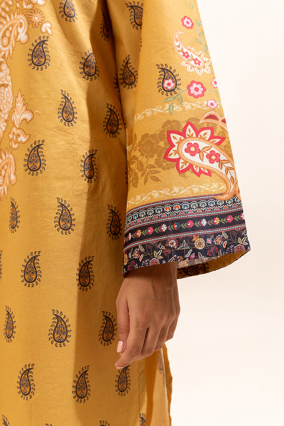 3 PIECE PRINTED LAWN SUIT-MUSTARD FOIL (UNSTITCHED)