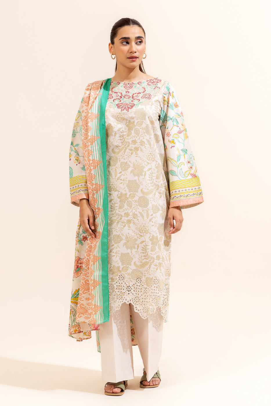 3 PIECE EMBROIDERED LAWN SUIT-BEIGE TAPESTRY (UNSTITCHED)