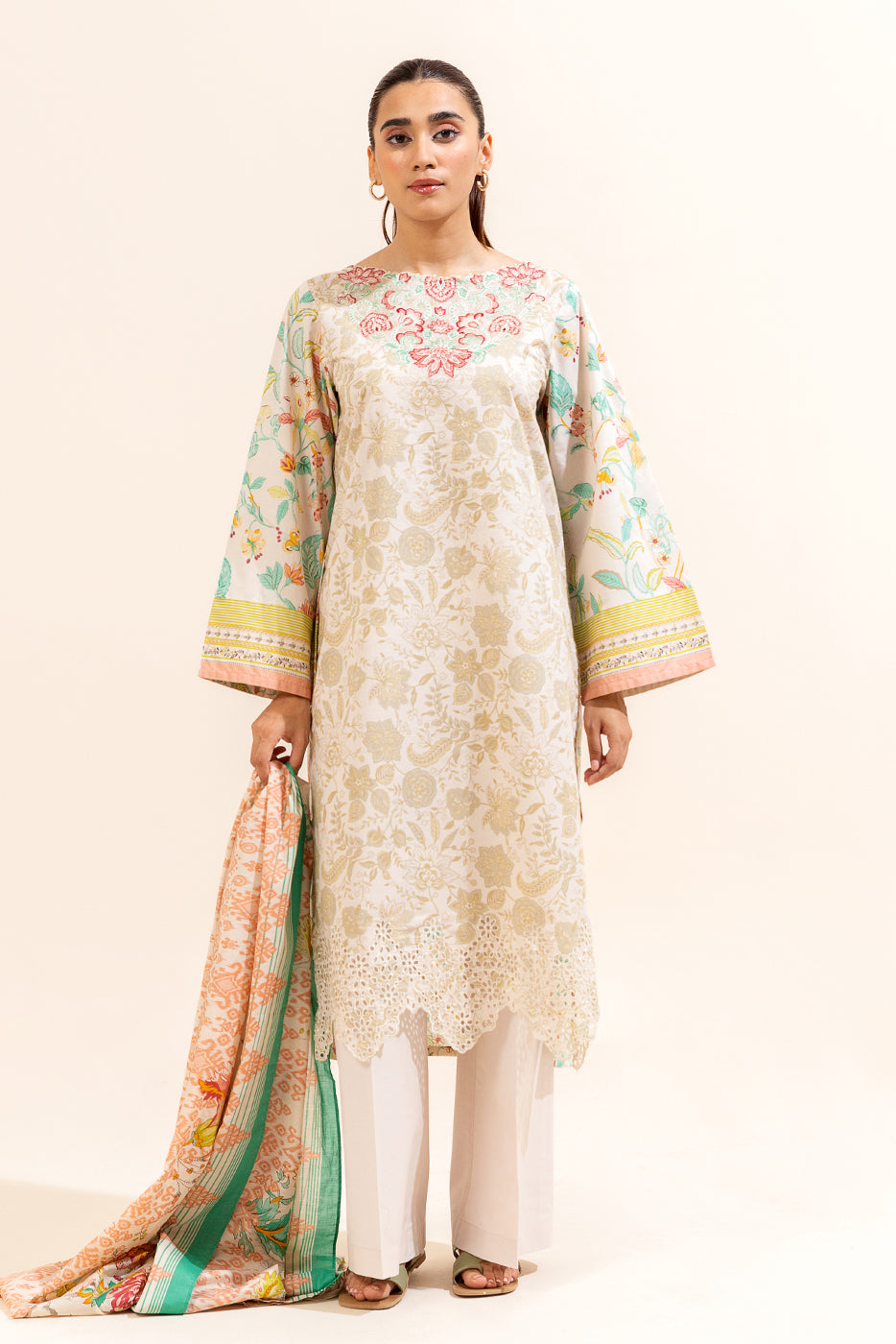 3 PIECE EMBROIDERED LAWN SUIT-BEIGE TAPESTRY (UNSTITCHED)