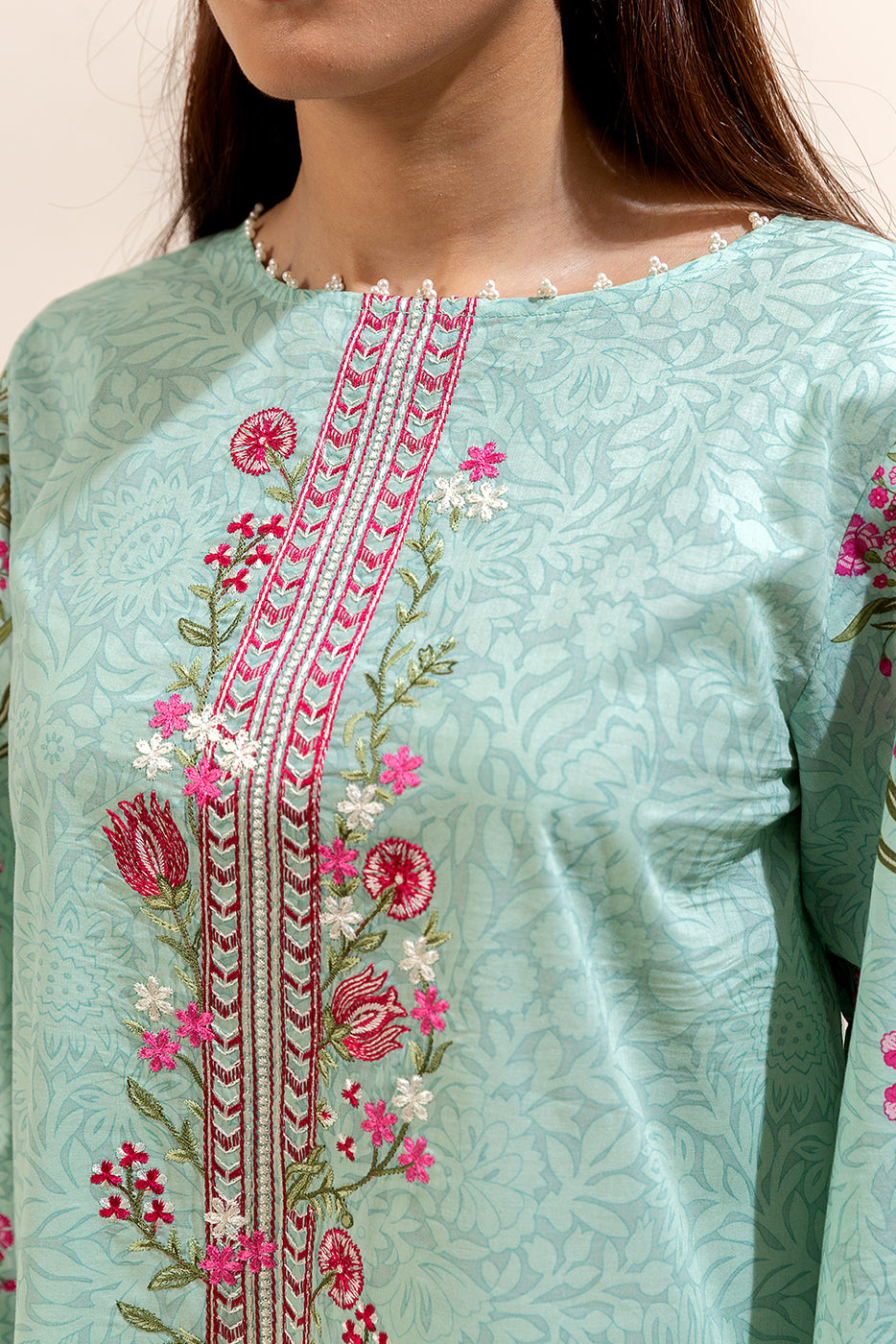 3 PIECE EMBROIDERED LAWN SUIT-TURQUOISE BLOOM (UNSTITCHED) BEECHTREE 3 PIECE EMBROIDERED LAWN SUIT-TURQUOISE BLOOM (UNSTITCHED) BEECHTREE