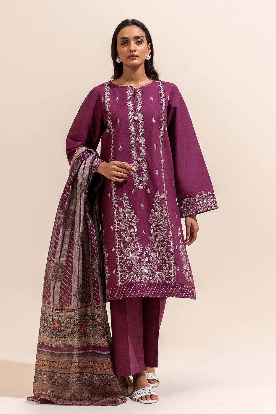 3 PIECE EMBROIDERED LAWN SUIT-PLUM GLAM (UNSTITCHED)