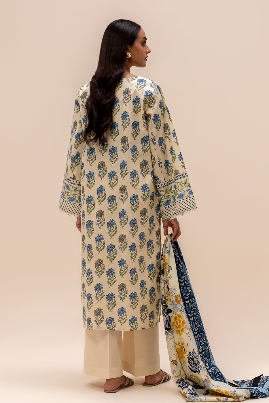 3 PIECE PRINTED LAWN SUIT-PEARL MUSE (UNSTITCHED)