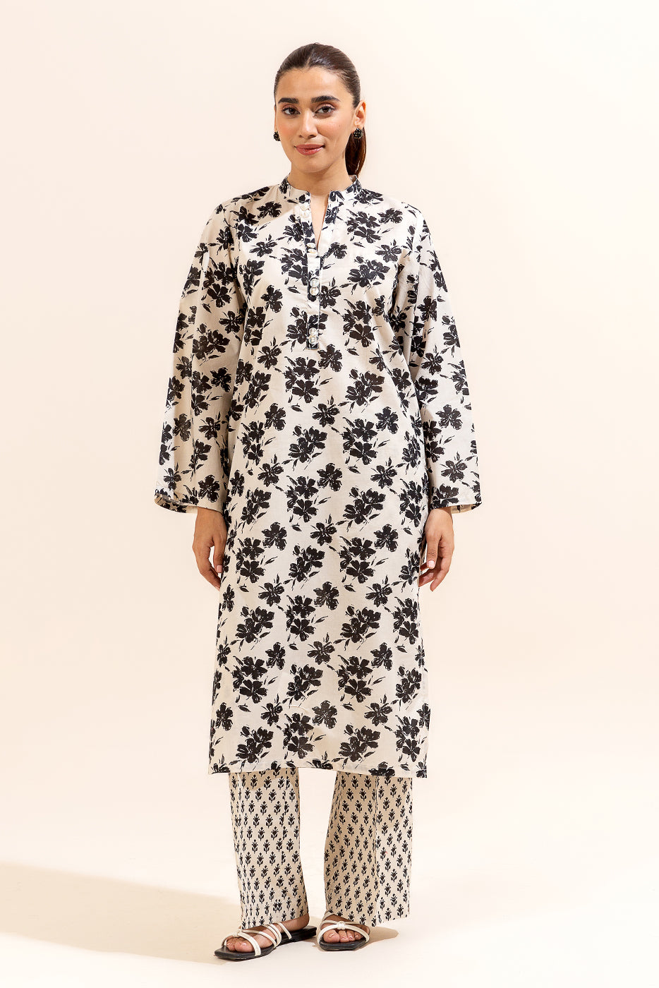 2 PIECE PRINTED LAWN SUIT-PORCELAIN SHADOW (UNSTITCHED)