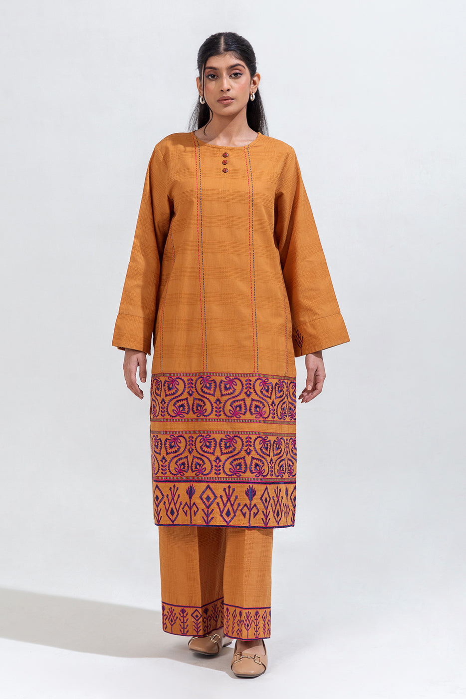 2 PIECE EMBROIDERED JACQUARD SUIT (PRET)