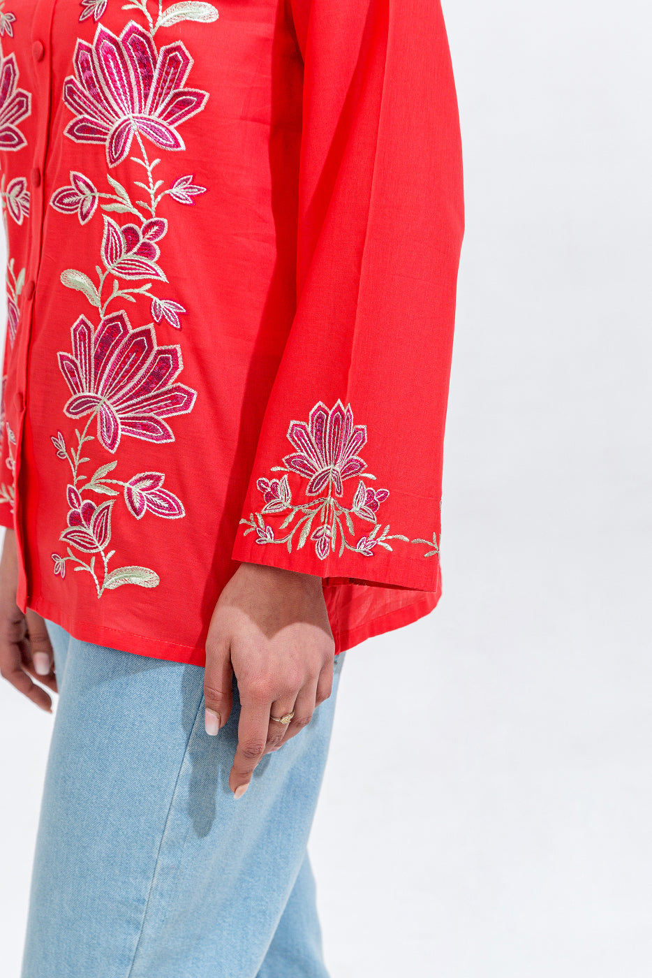 EMBROIDERED LAWN TOP (PRET)