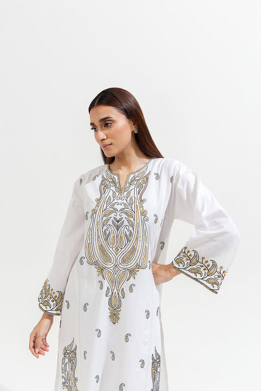 2 PIECE EMBROIDERED LAWN SUIT (PRET)