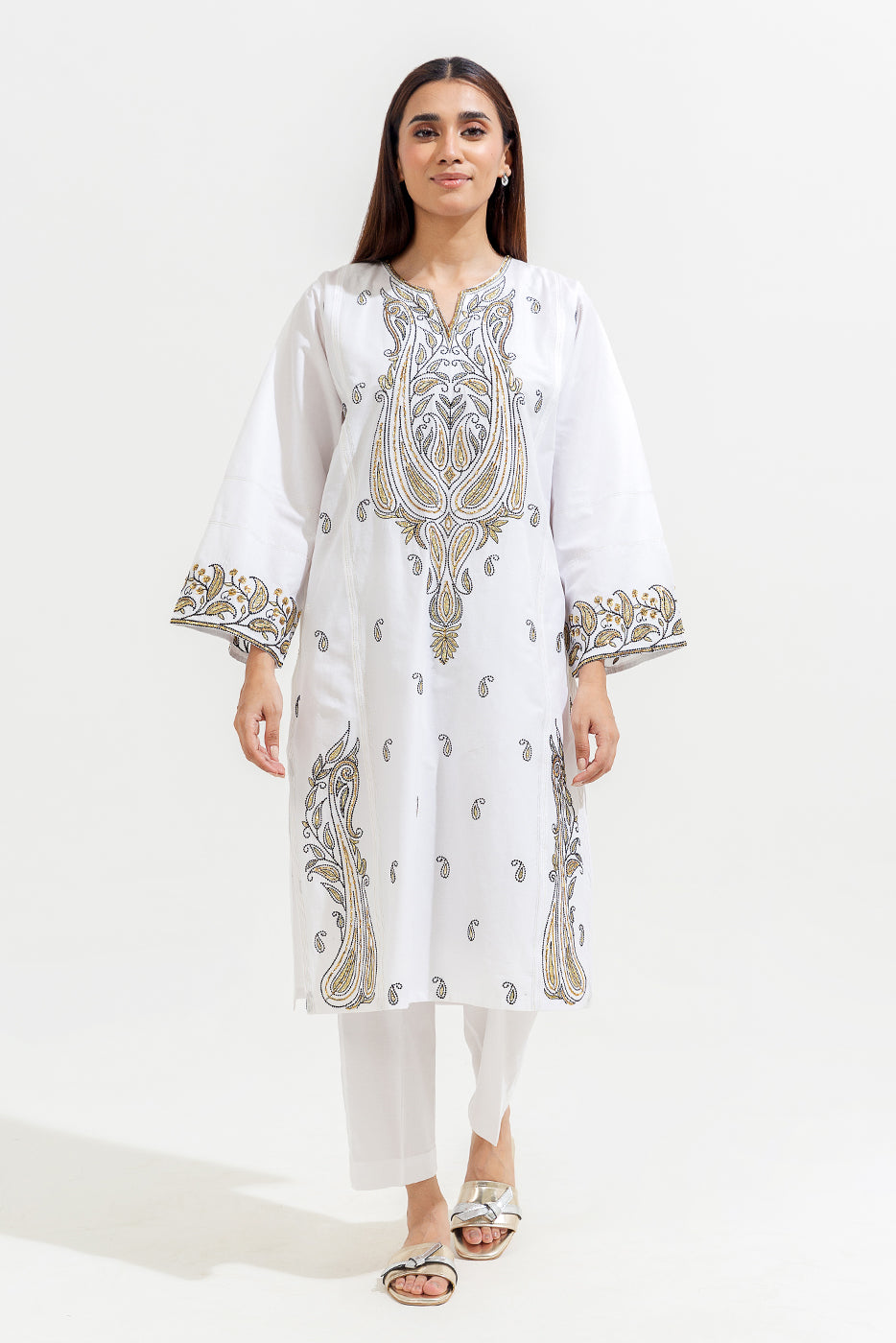 2 PIECE EMBROIDERED LAWN SUIT (PRET)