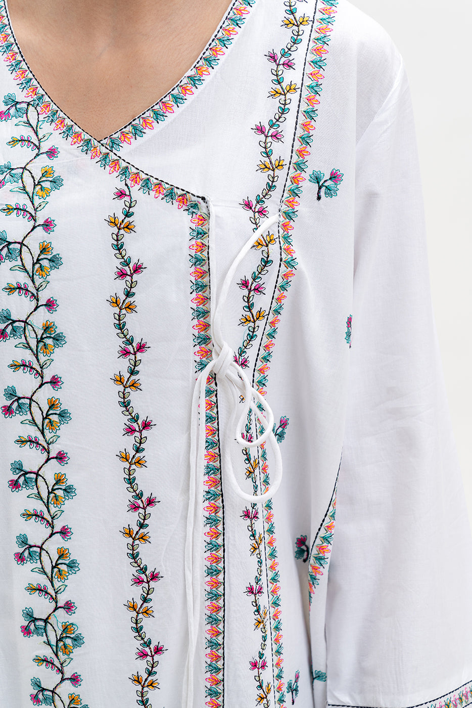 2 PIECE EMBROIDERED LAWN SUIT (PRET)