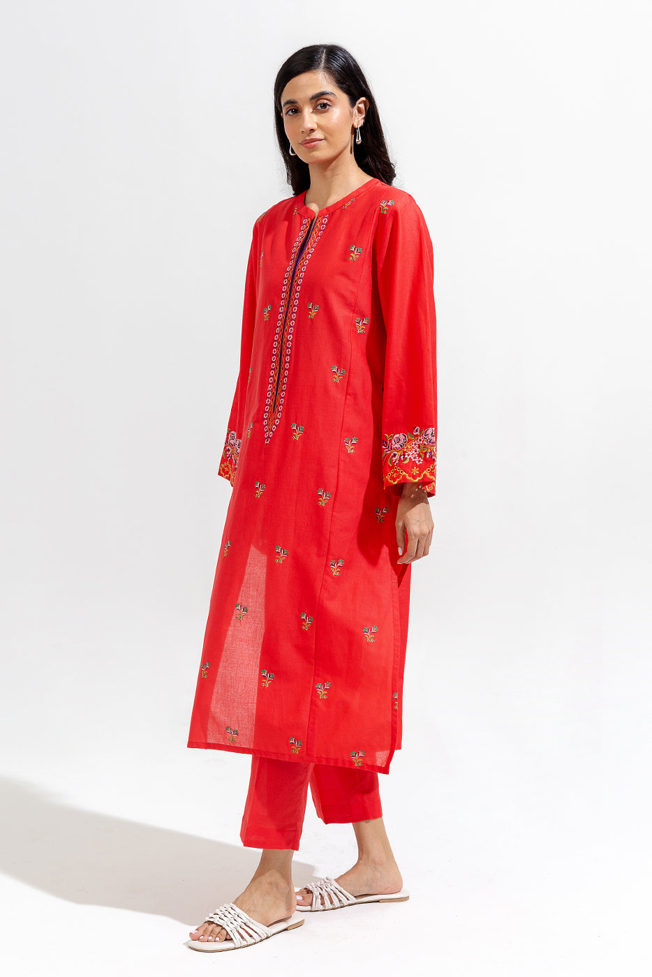 2 PIECE EMBROIDERED LAWN SUIT (PRET)