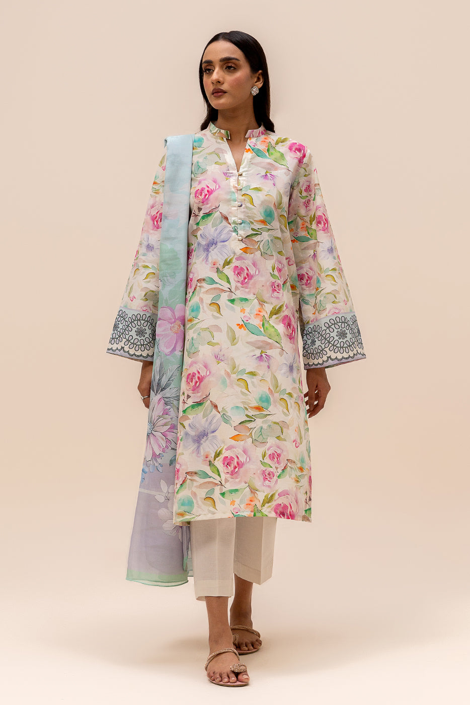 3 PIECE PRINTED LAWN SUIT-LILAC GARDENIA (UNSTITCHED)