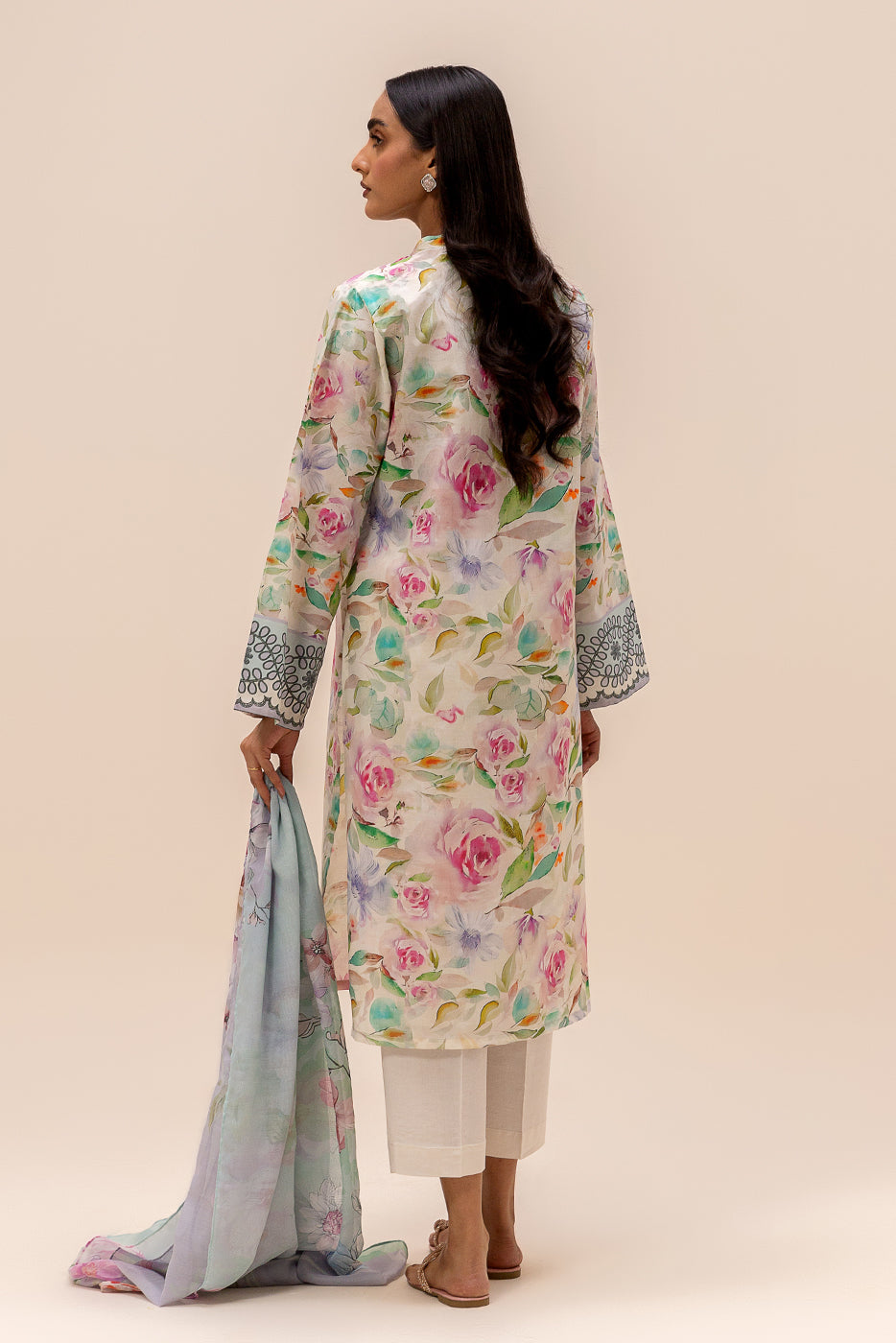 3 PIECE PRINTED LAWN SUIT-LILAC GARDENIA (UNSTITCHED)