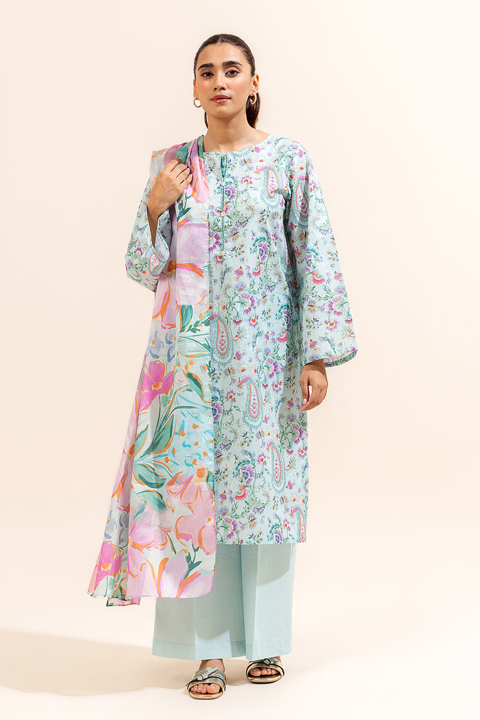 3 PIECE PRINTED LAWN SUIT-POWDER BLUE (UNSTITCHED)