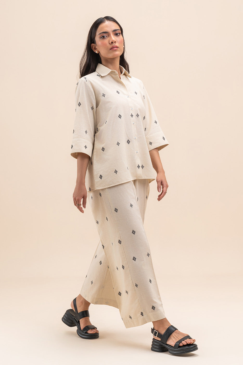 EMBROIDERED COORD SET