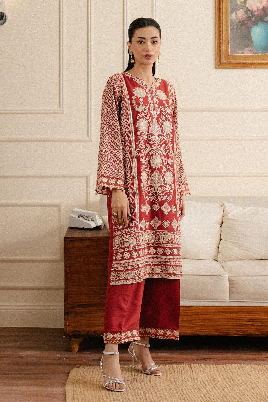 2 PIECE EMBROIDERED RAW SILK SUIT (LUXURY-PRET)