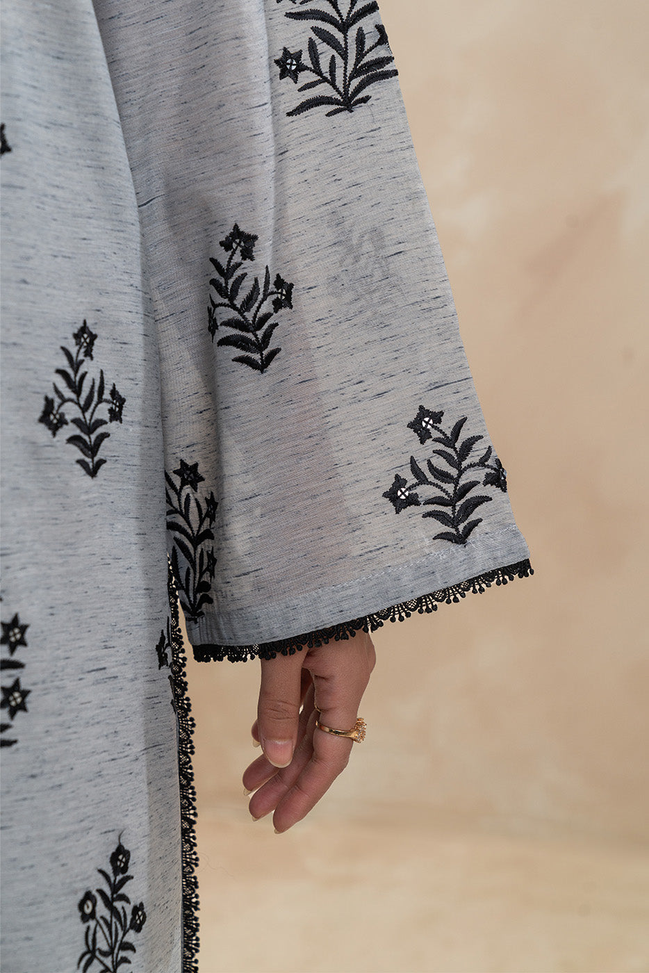 2 PIECE EMBROIDERED MULTI NEPS SHIRT (LUXURY-PRET)