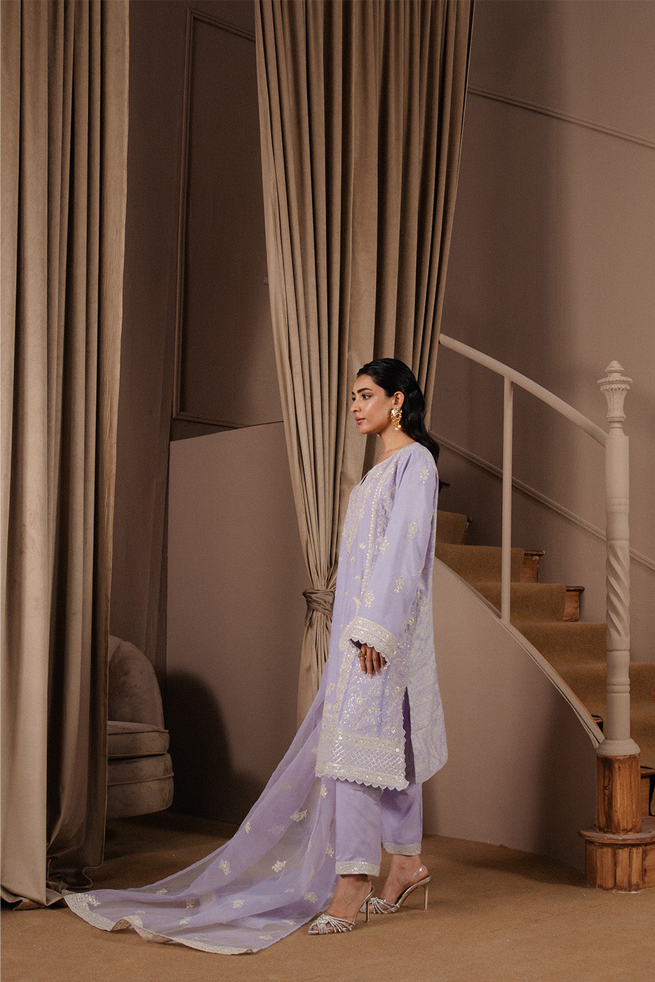 3 PIECE EMBROIDERED RAW SILK SUIT (LUXURY-PRET)