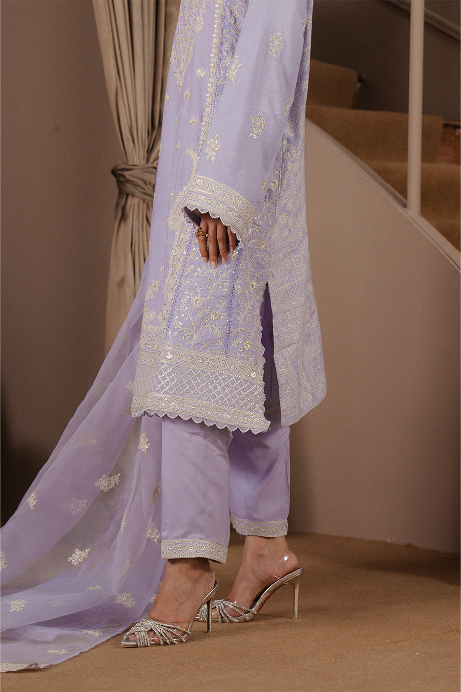 3 PIECE EMBROIDERED RAW SILK SUIT (LUXURY-PRET)