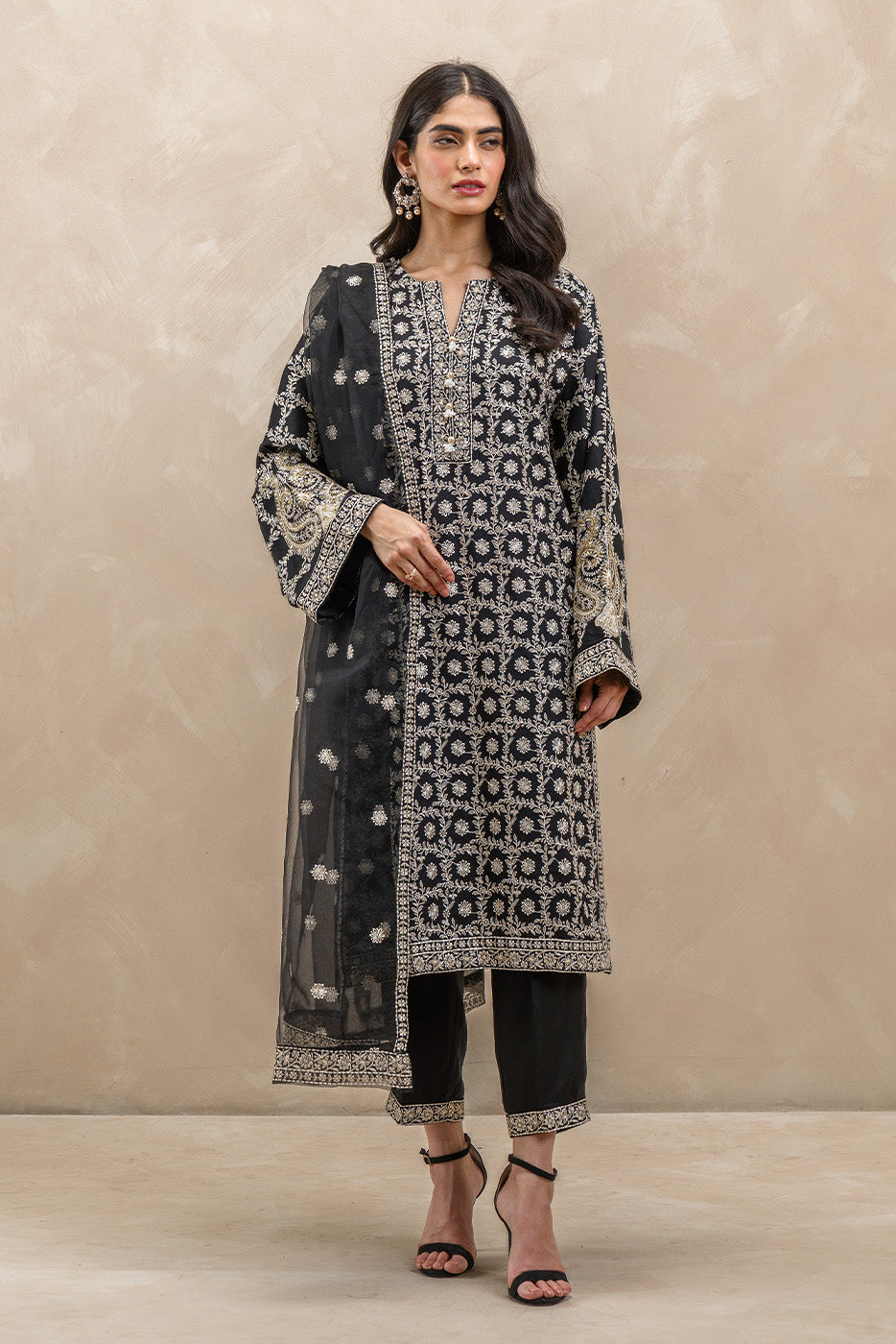 3 PIECE EMBROIDERED SILK SUIT (LUXURY-PRET)