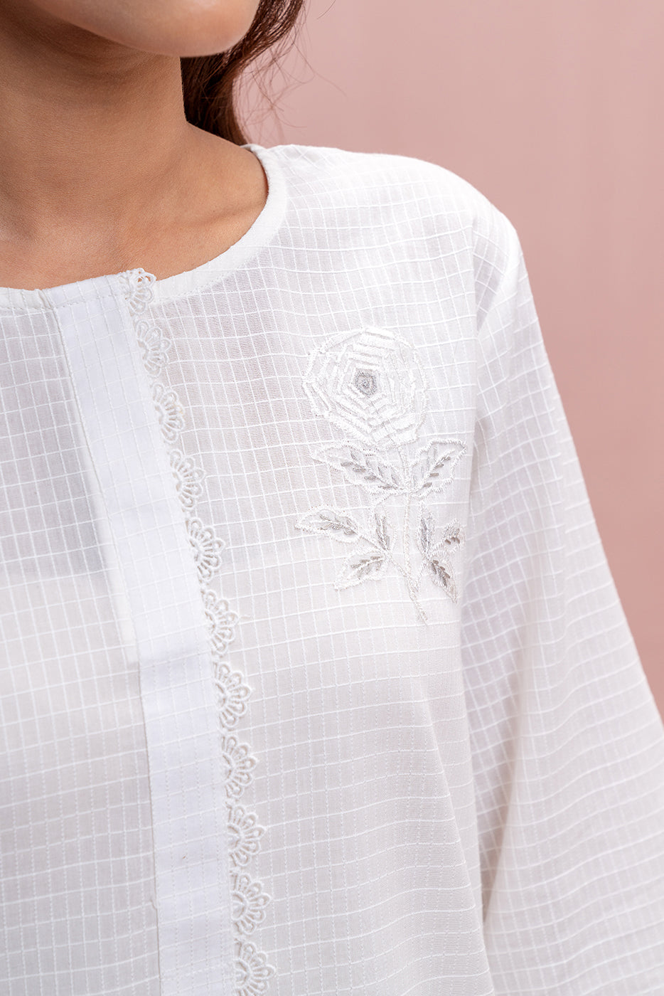 EMBROIDERED DORIA SHIRT (PRET)