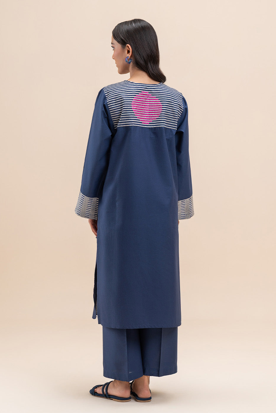 2 PIECE EMBROIDERED LAWN SUIT (PRET)