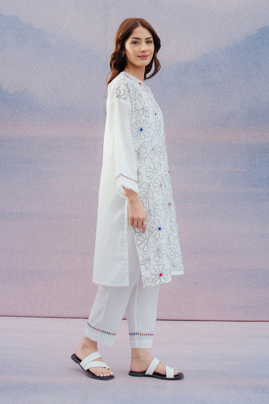 2 PIECE HAND EMBROIDERED YARN DYED SUIT (PRET)
