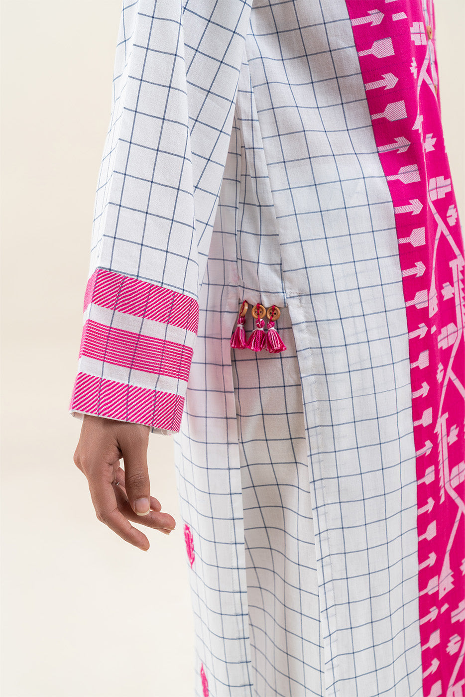 2 PIECE EMBROIDERED COMPOSED JACQUARD SUIT (PRET)