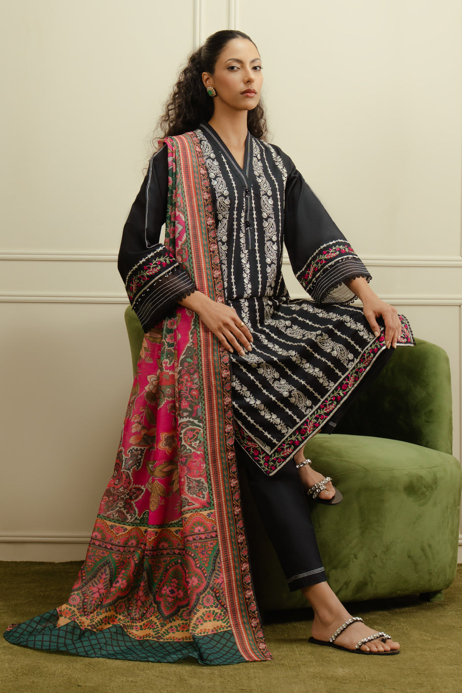 3 PIECE EMBROIDERED LAWN SUIT (PRET)