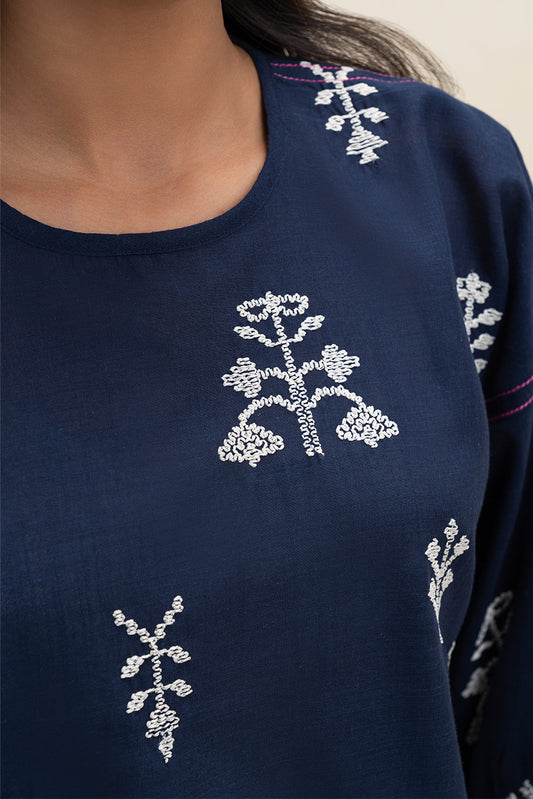 EMBROIDERED SLUB LAWN TOP (PRET)