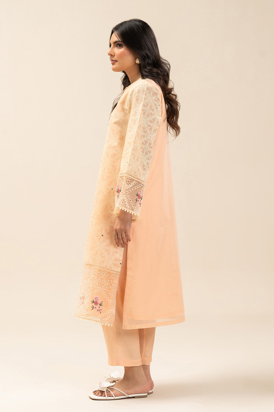 2 PIECE EMBROIDERED PAPER COTTON SUIT (PRET)