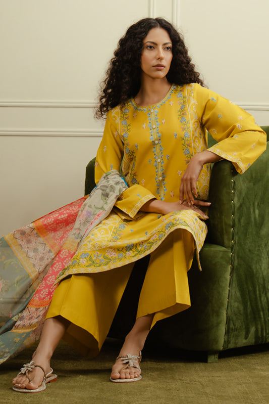 3 PIECE EMBROIDERED LAWN SUIT (PRET)