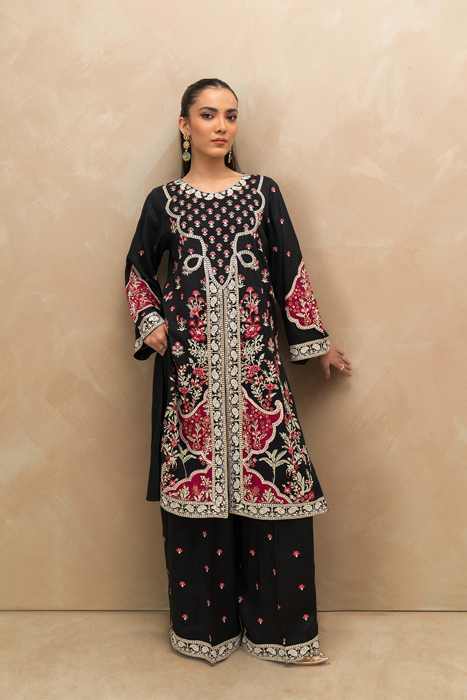 2 PIECE EMBROIDERED RAW SILK SUIT (LUXURY-PRET)