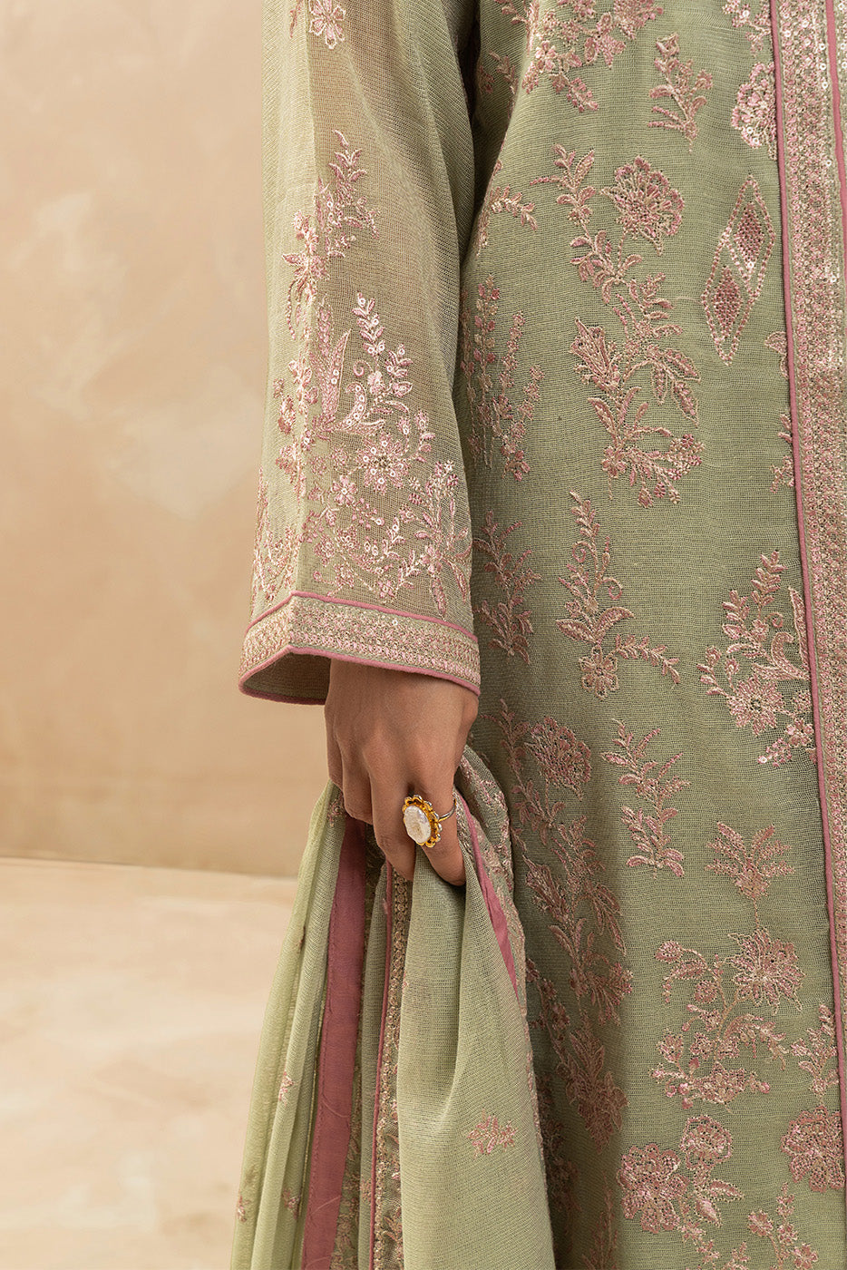 3 PIECE EMBROIDERED COTTON NET SUIT (LUXURY-PRET)