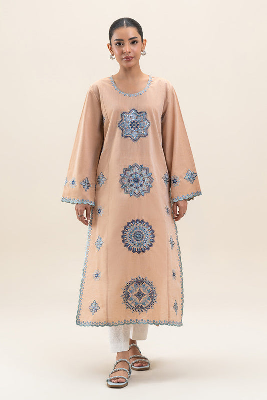 EMBROIDERED CHAMBRAY SHIRT (PRET)