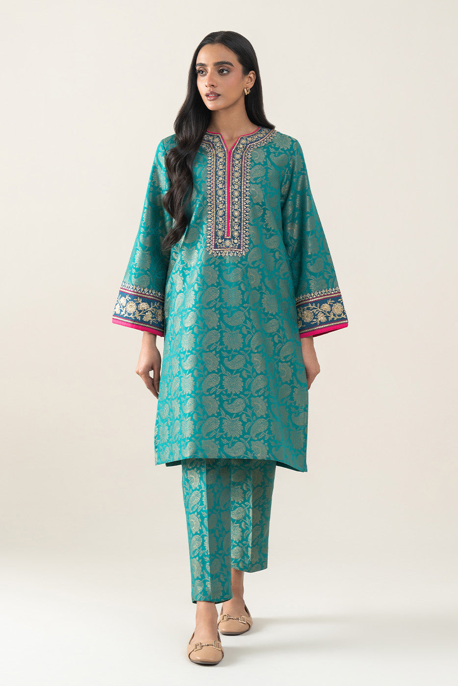 2 PIECE EMBROIDERED DANIER JACQUARD SUIT (PRET)