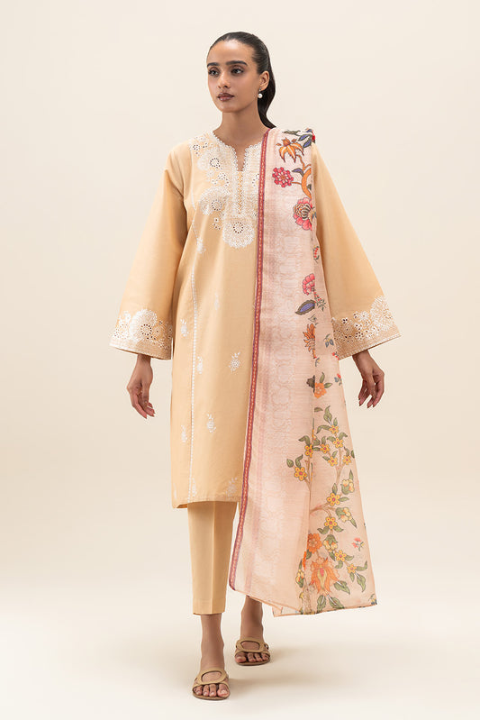 3 PIECE EMBROIDERED LAWN SUIT (PRET)