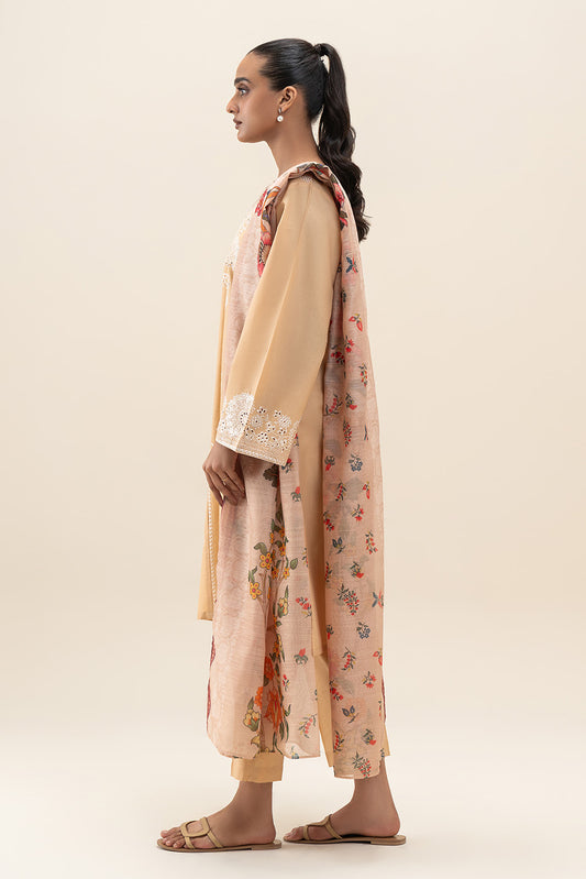 3 PIECE EMBROIDERED LAWN SUIT (PRET)